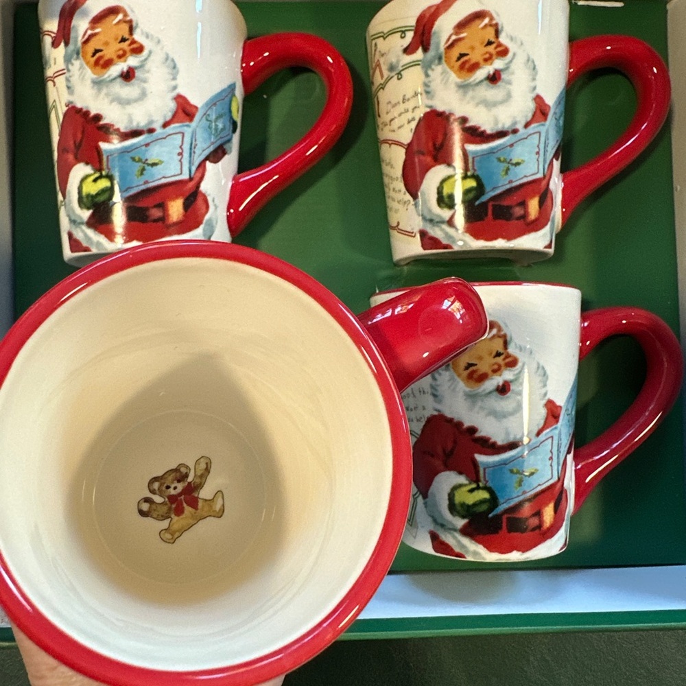 Williams Sonoma Dear Santa Holiday Mugs (4) - With Original Box